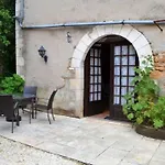 Fuer Zwei Personen By Interhome * Souillac